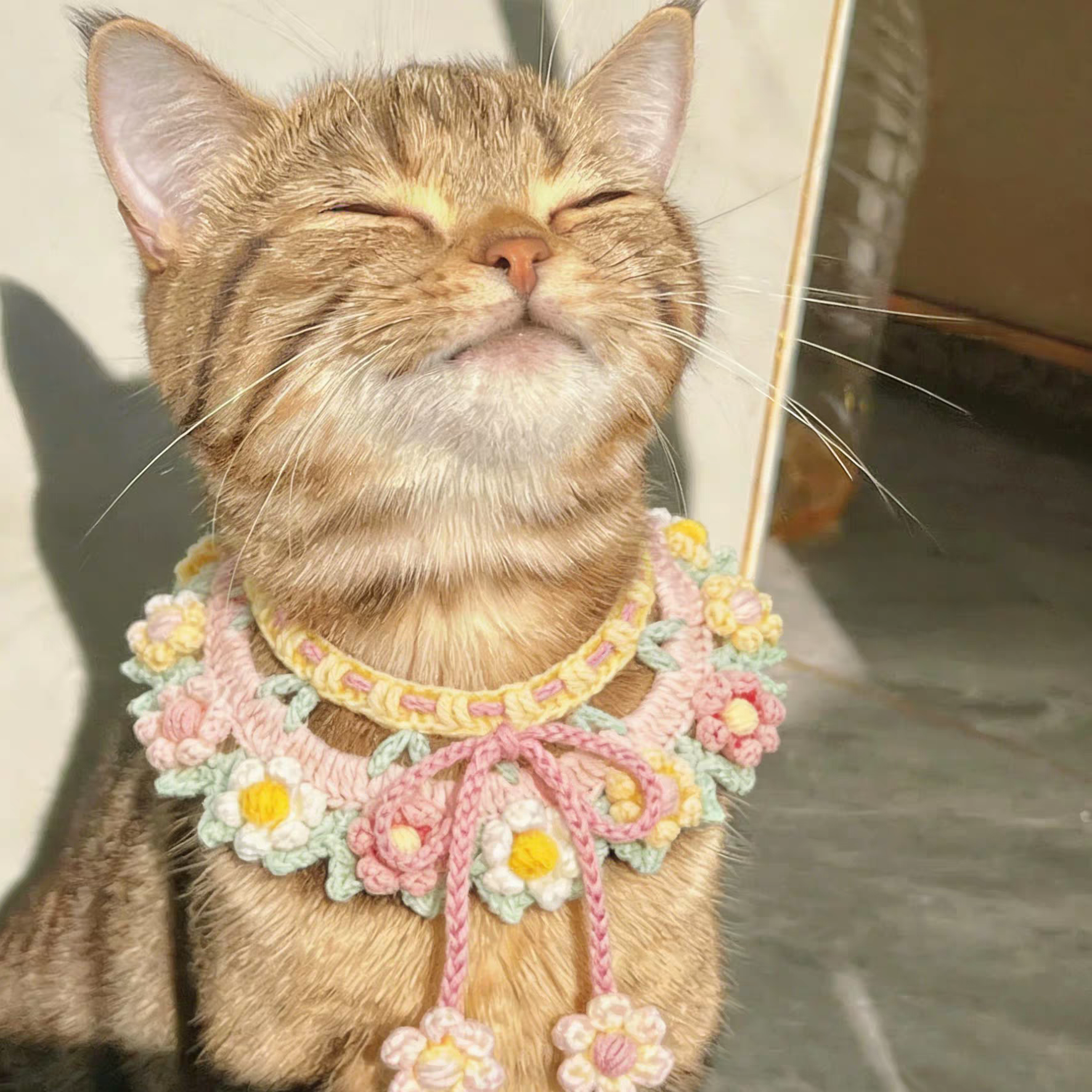 Handmade Crochet Cat Flower Collar Scarf - Soft Yarn Pet Neckwear - Image 5